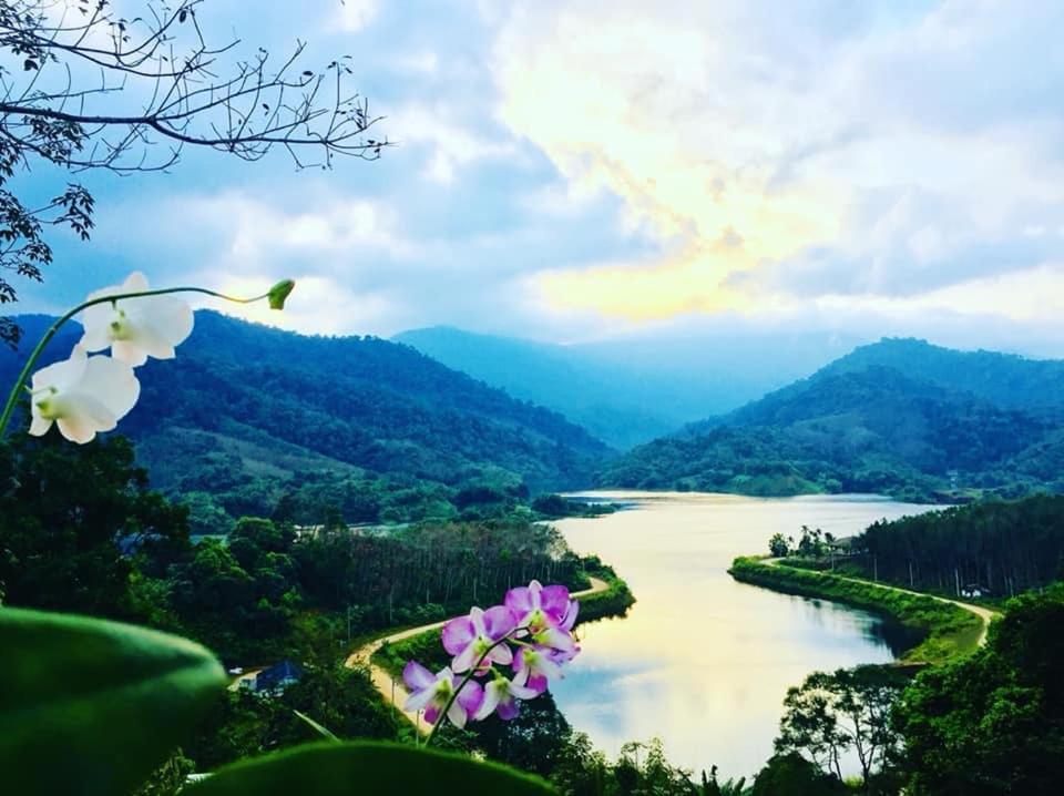 Baanhatsompaen homestay Ranong Exterior foto