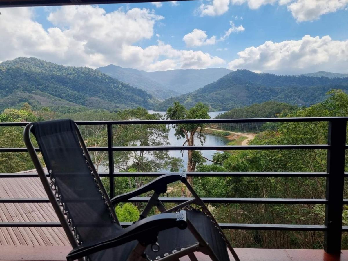 Baanhatsompaen homestay Ranong Exterior foto