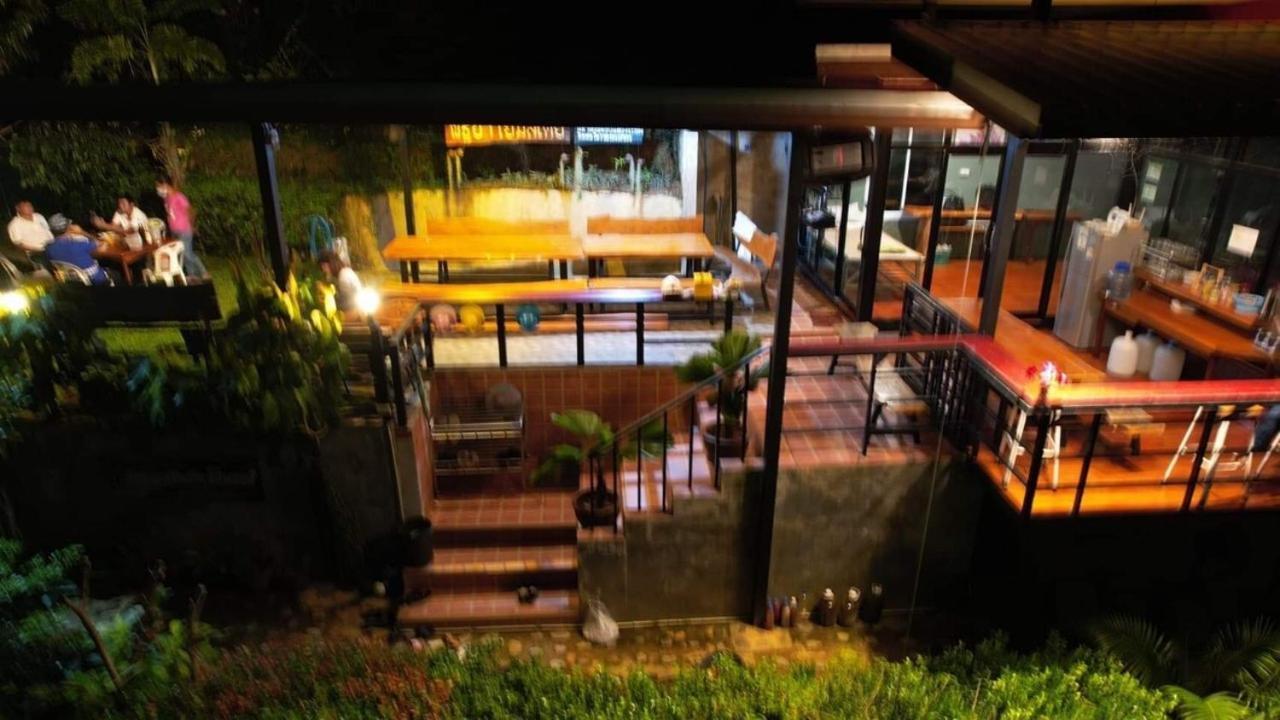 Baanhatsompaen homestay Ranong Exterior foto