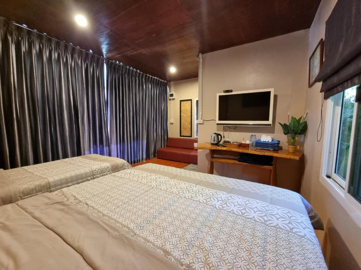 Baanhatsompaen homestay Ranong Exterior foto